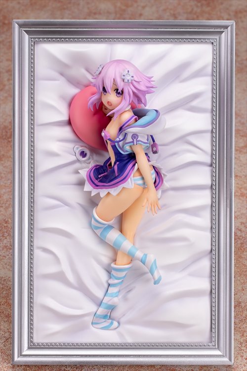 Hyperdimension Neptunia - 1/7 Neptunia Lying Ver. PVC Figure - Click Image to Close