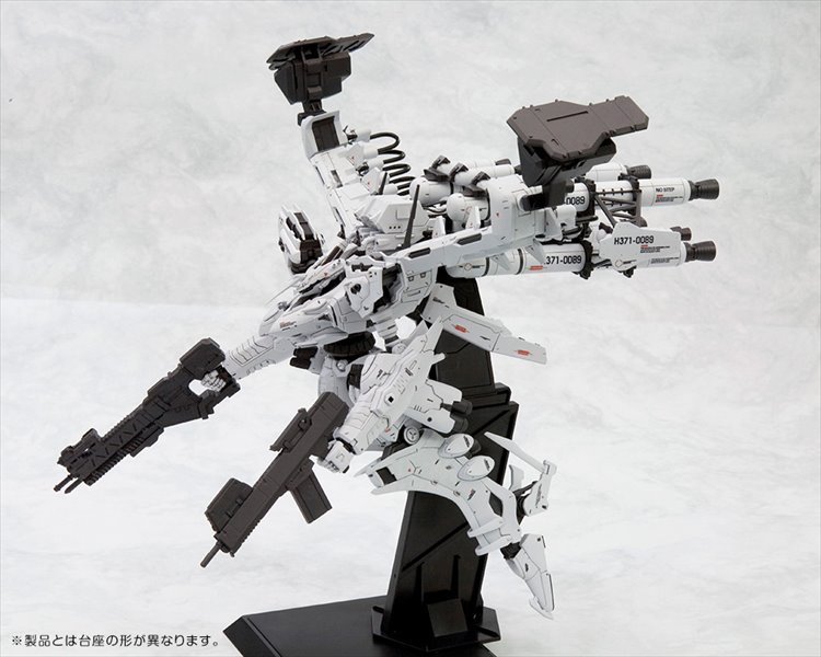 Armored Core - 1/72 Lineark White-Glint and V.O.B Set