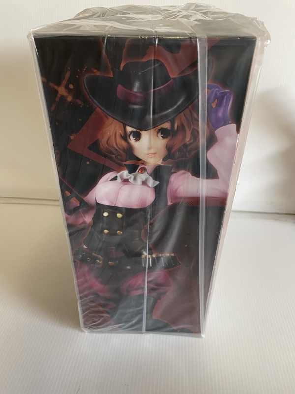 Persona 5 - Haru Okumura and Morgana Car Lucrea Figure