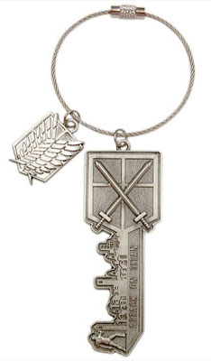 Attack on Titan - Metal Keyring with Fake key