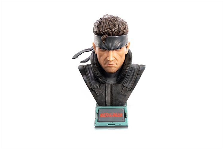 Metal Gear Solid - Solid Snake Grand Scale Bust PVC Figure