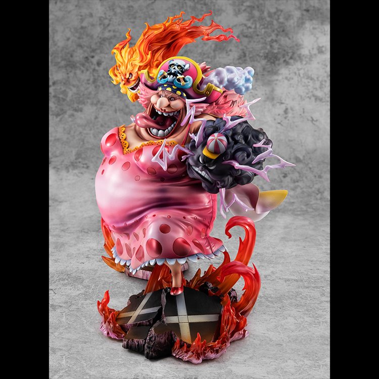 One Piece - Big Mom Charlotte Linlin P.O.P SA-MAXIMUM Figure - Click Image to Close