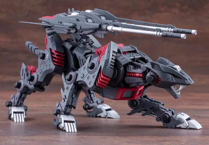 Zoids - 1/72 Lightning Saix Irvine Special 2000 Recolor Plastic Model
