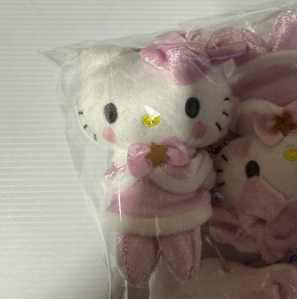 Sanrio - Hello Kitty 10cm Plush